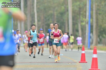BINH DUONG NEW CITY HALF MARATHON 2024 - Ảnh #1750860