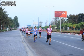 BINH DUONG NEW CITY HALF MARATHON 2024 - Ảnh #1771392