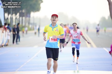 BINH DUONG NEW CITY HALF MARATHON 2024 - Ảnh #1757413