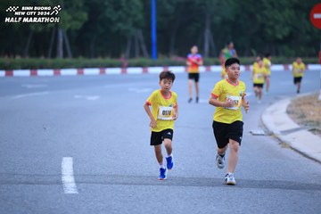 BINH DUONG NEW CITY HALF MARATHON 2024 - Ảnh #1726281