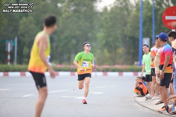 BINH DUONG NEW CITY HALF MARATHON 2024 - Ảnh #1736590