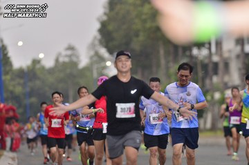 BINH DUONG NEW CITY HALF MARATHON 2024 - Ảnh #1741339