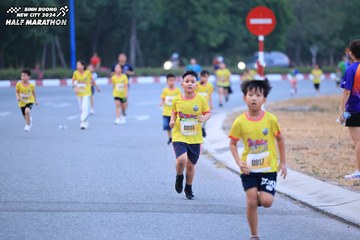 BINH DUONG NEW CITY HALF MARATHON 2024 - Ảnh #1726437