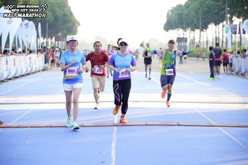 BINH DUONG NEW CITY HALF MARATHON 2024 - Ảnh #1762270