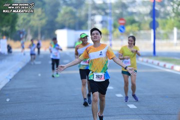 BINH DUONG NEW CITY HALF MARATHON 2024 - Ảnh #1768742