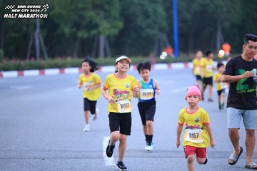 BINH DUONG NEW CITY HALF MARATHON 2024 - Ảnh #1726557