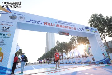 BINH DUONG NEW CITY HALF MARATHON 2024 - Ảnh #1819504