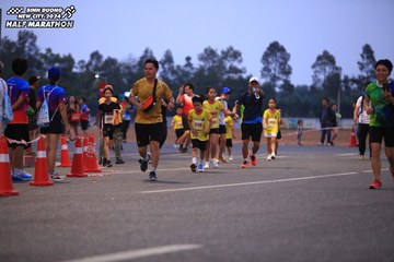 BINH DUONG NEW CITY HALF MARATHON 2024 - Ảnh #1728238