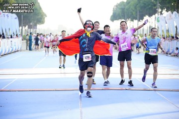 BINH DUONG NEW CITY HALF MARATHON 2024 - Ảnh #1769477