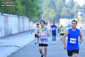 BINH DUONG NEW CITY HALF MARATHON 2024 - Ảnh #1770873