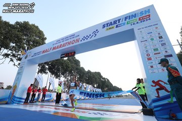 BINH DUONG NEW CITY HALF MARATHON 2024 - Ảnh #1737998