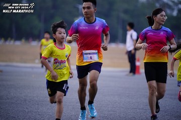 BINH DUONG NEW CITY HALF MARATHON 2024 - Ảnh #1725141