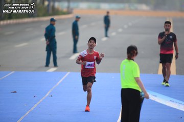 BINH DUONG NEW CITY HALF MARATHON 2024 - Ảnh #1738549
