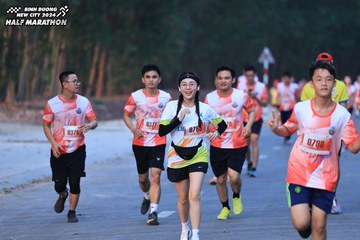 BINH DUONG NEW CITY HALF MARATHON 2024 - Ảnh #1750879