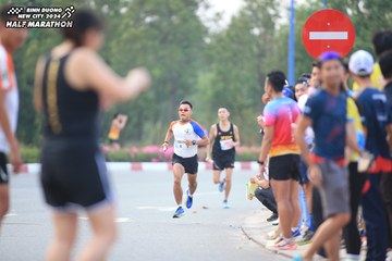 BINH DUONG NEW CITY HALF MARATHON 2024 - Ảnh #1736900