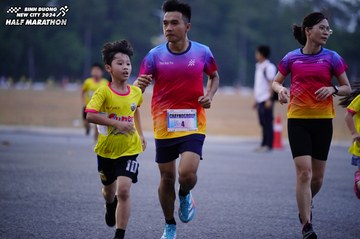 BINH DUONG NEW CITY HALF MARATHON 2024 - Ảnh #1725143