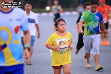 BINH DUONG NEW CITY HALF MARATHON 2024 - Ảnh #1727012