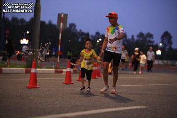 BINH DUONG NEW CITY HALF MARATHON 2024 - Ảnh #1728490