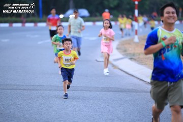 BINH DUONG NEW CITY HALF MARATHON 2024 - Ảnh #1726394
