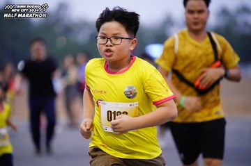 BINH DUONG NEW CITY HALF MARATHON 2024 - Ảnh #1725550