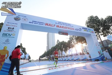 BINH DUONG NEW CITY HALF MARATHON 2024 - Ảnh #1819340
