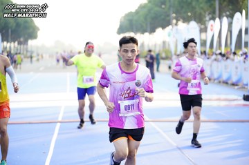 BINH DUONG NEW CITY HALF MARATHON 2024 - Ảnh #1759256
