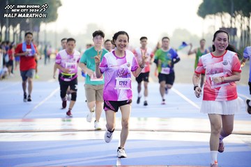 BINH DUONG NEW CITY HALF MARATHON 2024 - Ảnh #1761916