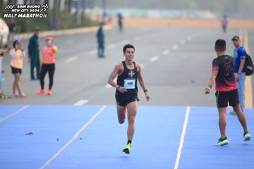 BINH DUONG NEW CITY HALF MARATHON 2024 - Ảnh #1738911