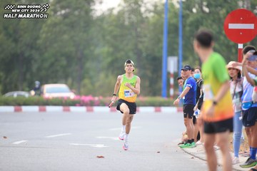 BINH DUONG NEW CITY HALF MARATHON 2024 - Ảnh #1736430