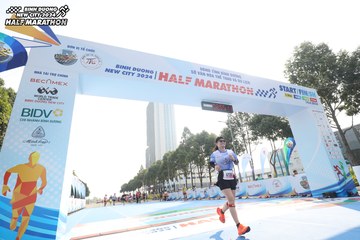 BINH DUONG NEW CITY HALF MARATHON 2024 - Ảnh #1818871