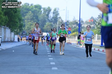 BINH DUONG NEW CITY HALF MARATHON 2024 - Ảnh #1765721