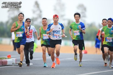BINH DUONG NEW CITY HALF MARATHON 2024 - Ảnh #1737119