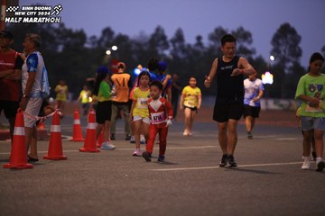 BINH DUONG NEW CITY HALF MARATHON 2024 - Ảnh #1728451