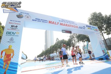 BINH DUONG NEW CITY HALF MARATHON 2024 - Ảnh #1818966
