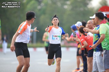 BINH DUONG NEW CITY HALF MARATHON 2024 - Ảnh #1736567