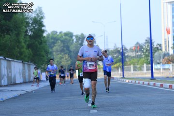 BINH DUONG NEW CITY HALF MARATHON 2024 - Ảnh #1768248