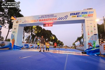 BINH DUONG NEW CITY HALF MARATHON 2024 - Ảnh #1729672