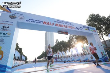 BINH DUONG NEW CITY HALF MARATHON 2024 - Ảnh #1819998
