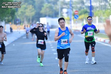 BINH DUONG NEW CITY HALF MARATHON 2024 - Ảnh #1770174
