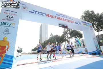 BINH DUONG NEW CITY HALF MARATHON 2024 - Ảnh #1819274