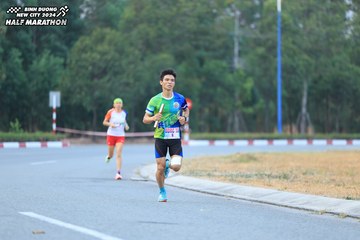 BINH DUONG NEW CITY HALF MARATHON 2024 - Ảnh #1735568