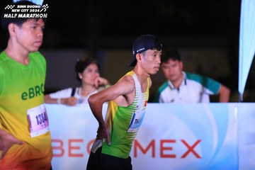 BINH DUONG NEW CITY HALF MARATHON 2024 - Ảnh #1737448