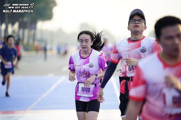 BINH DUONG NEW CITY HALF MARATHON 2024 - Ảnh #1761277