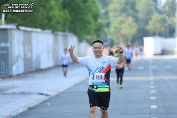 BINH DUONG NEW CITY HALF MARATHON 2024 - Ảnh #1771594