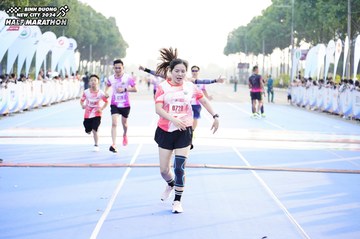 BINH DUONG NEW CITY HALF MARATHON 2024 - Ảnh #1758282