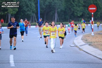 BINH DUONG NEW CITY HALF MARATHON 2024 - Ảnh #1726469