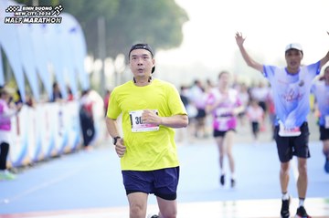 BINH DUONG NEW CITY HALF MARATHON 2024 - Ảnh #1759656