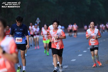 BINH DUONG NEW CITY HALF MARATHON 2024 - Ảnh #1750628