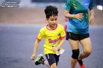 BINH DUONG NEW CITY HALF MARATHON 2024 - Ảnh #1725353