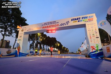 BINH DUONG NEW CITY HALF MARATHON 2024 - Ảnh #1727291